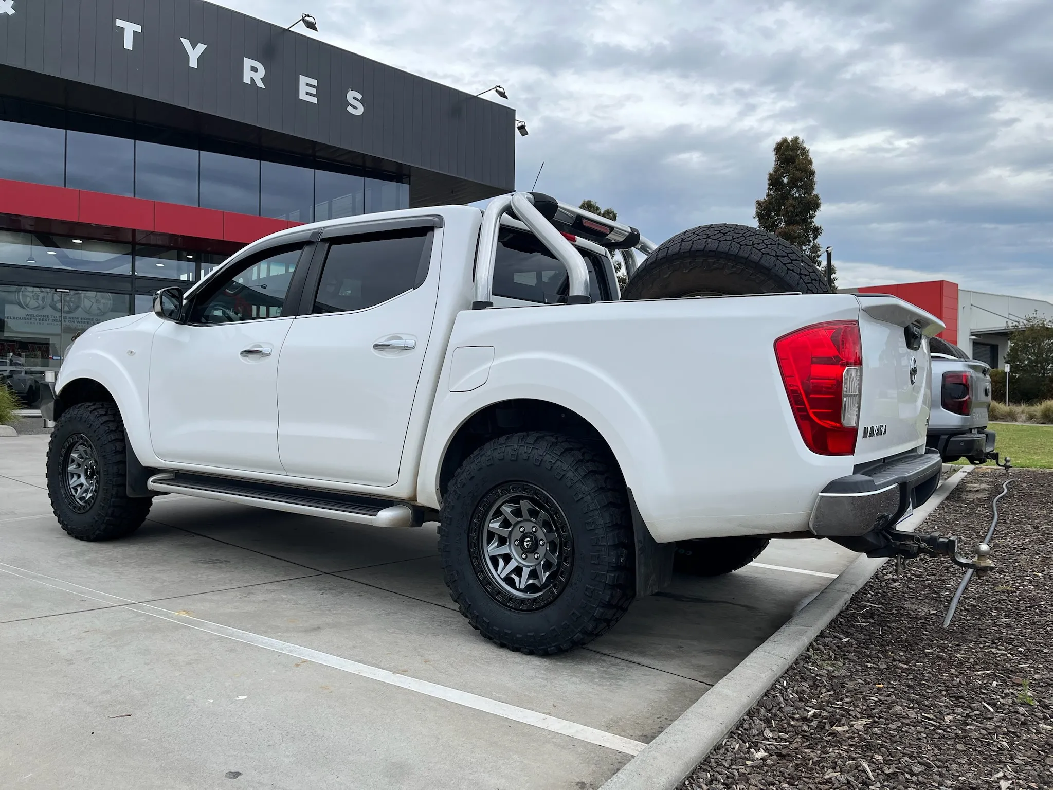 NISSAN NAVARA NP300 with FUEL COVERT 17X9 in GUNMETAL |  | NISSAN